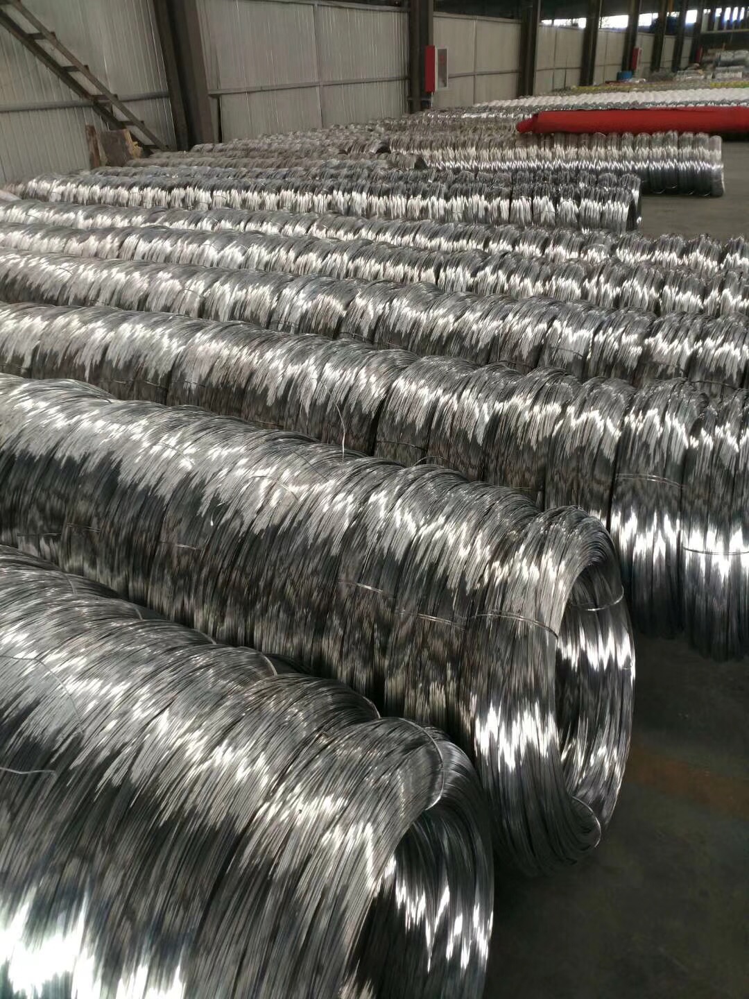 鍍鋅鐵絲廠家批發(fā)